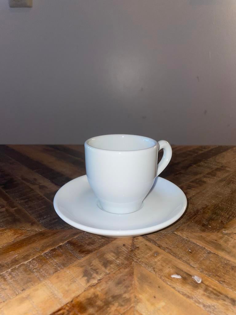Porseleinen koffie kopjes met schotel, Ophalen, Zo goed als nieuw, Porselein, Kop en/of schotel
