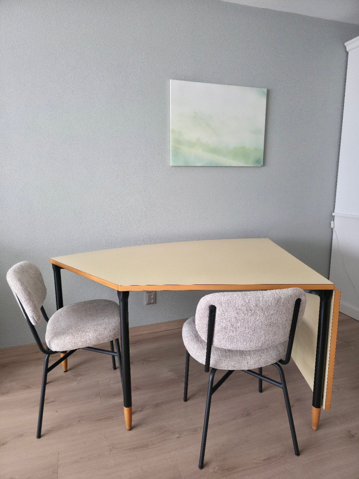 Asymmetrische eettafel voor 6 pers., 100 tot 150 cm, Vijf personen of meer, 150 tot 200 cm, Overige vormen