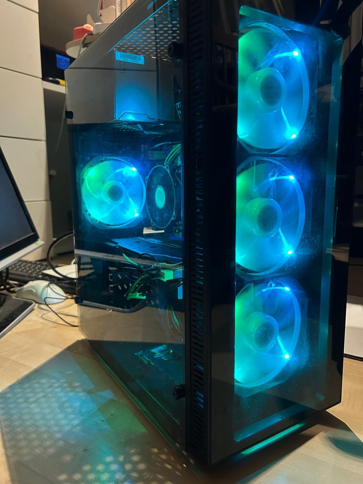 RGB GAMING PC | Intel i7 | RTX 2070 SUPER | 16GB |, Zelf gebouwde pc, Virtual Reality, Refurbished, Ophalen of Verzenden