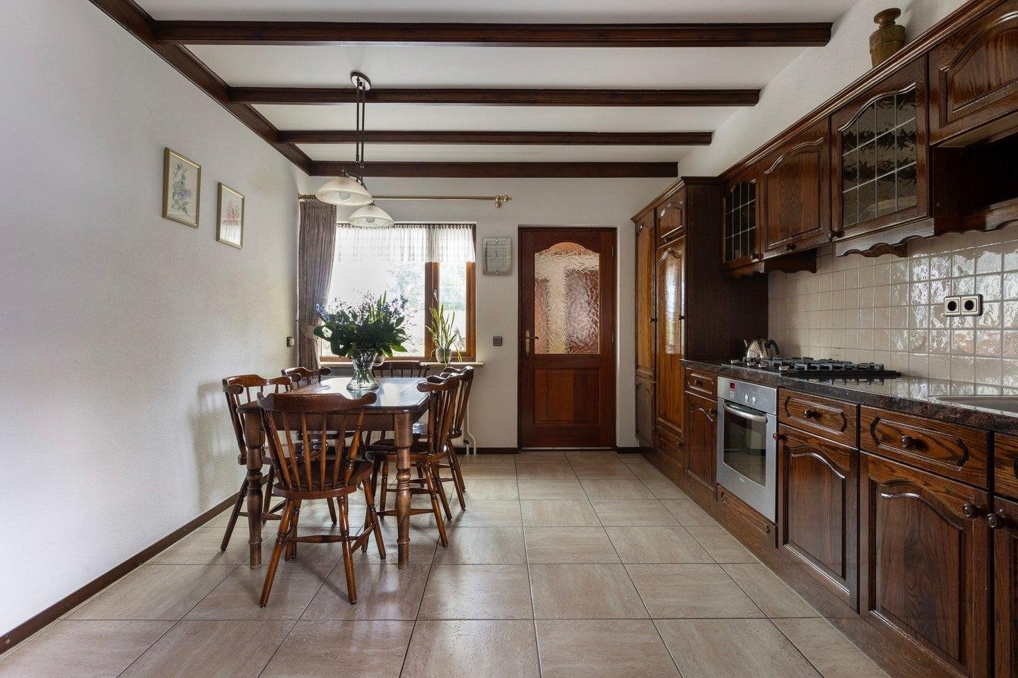 Eiken keuken | natuurstenen blad | 5,4 m x 2,12 m x 59 c, Ophalen, Gebruikt, Bruin, Hoekkeuken