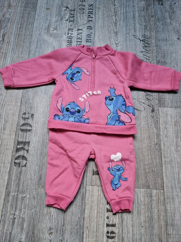 Nieuwe Baby Stitch vest en broek maat 62, Ophalen, Meisje, Nieuw, Setje