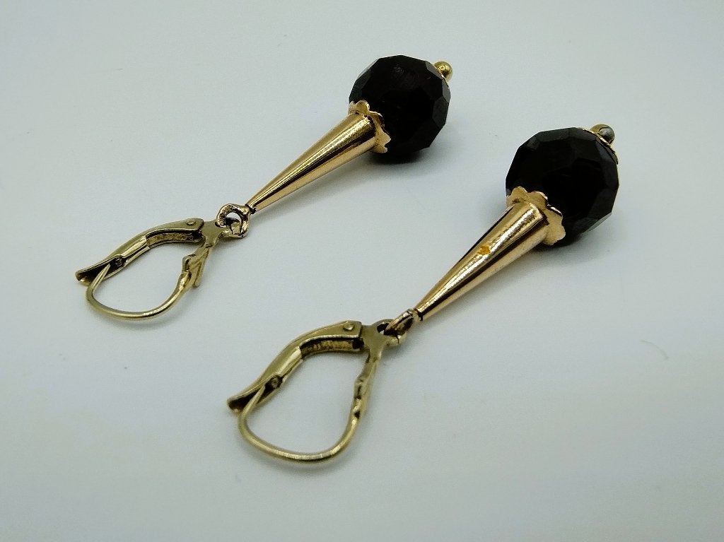 Gouden oorbellen met granaat, 7 gram., Info@zilverwebsite.nl, Verzenden, Zilverwebsite.nl, Postbus 112