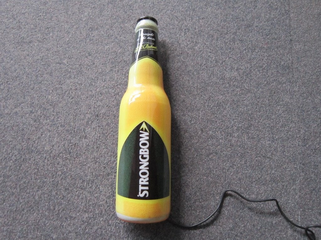 STRONGBOW CIDER LICHTRECLAME, Verzamelen, Merken en Reclamevoorwerpen, Ophalen, Zo goed als nieuw, Lichtbak of (neon) lamp