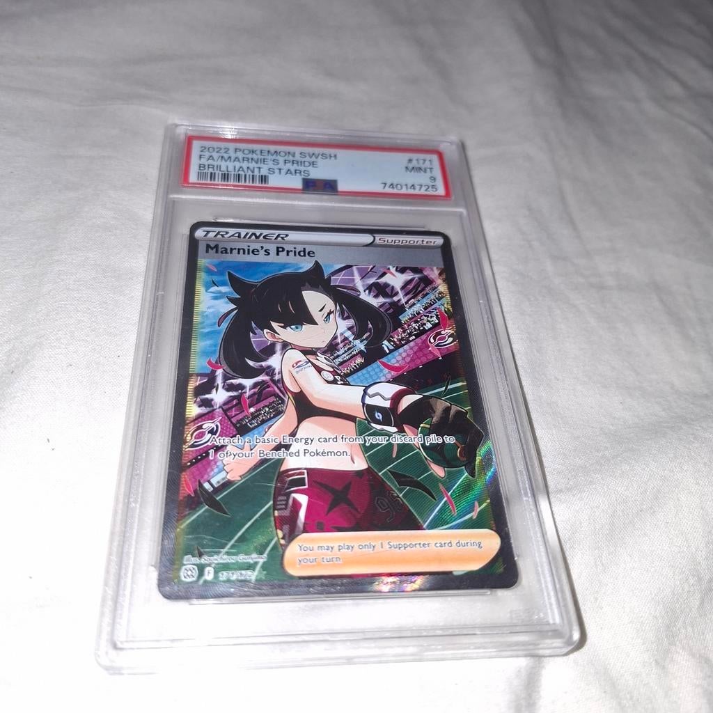 Pokémon Kaart Marnie's Pride & Marnie PSA 9 MINT, Ophalen of Verzenden, Zo goed als nieuw, Losse kaart