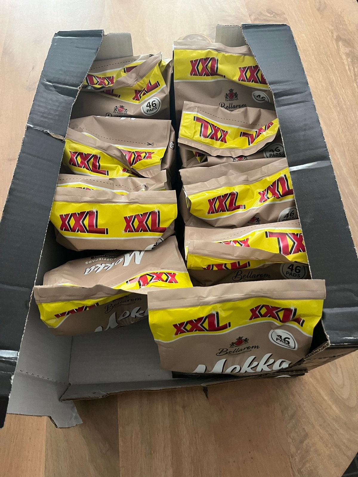 Mokka koffiepads Lidl Bellarom 9 zakken (414 pads), Koffiepads en cups, 10 kopjes of meer, Ophalen of Verzenden, Koffiemachine