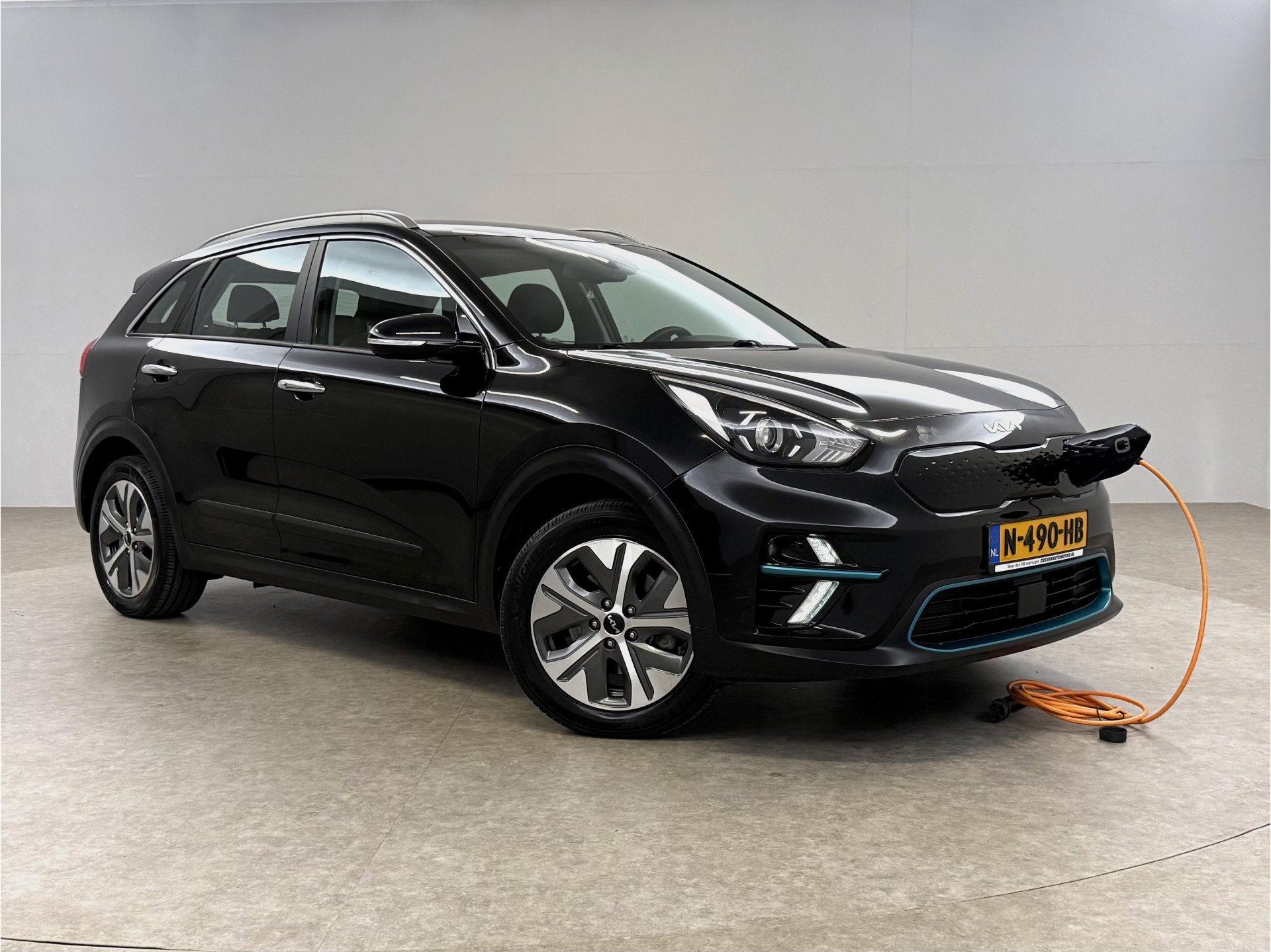 Foto 6 van Kia e-Niro DynamicLine 64 kWh | Snelladen | SOH 95% | Clima