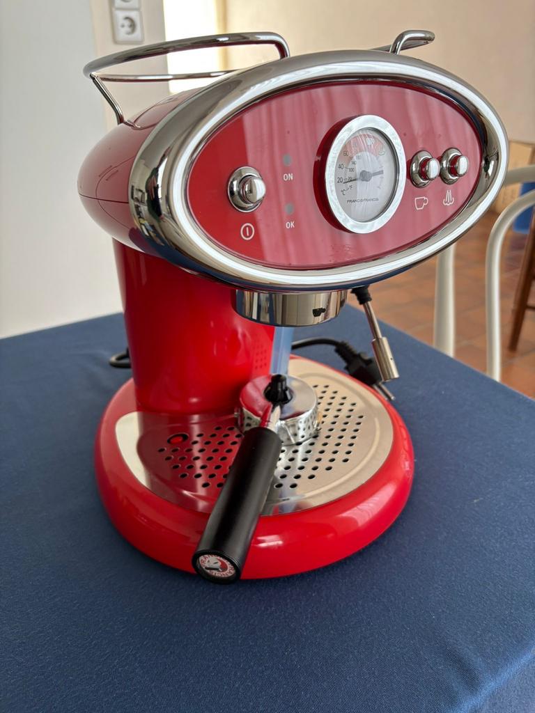 Illy FrancisFrancis X5 Espressomachine voor ESE pads, Witgoed en Apparatuur, Koffiezetapparaten, Koffiepads en cups, Espresso apparaat