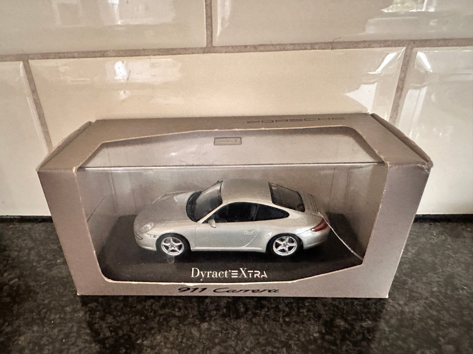 Minichamps Porsche 911 Carrera (997) 1:43 Dyract eXtra, Ophalen of Verzenden, Gebruikt, Auto, MiniChamps