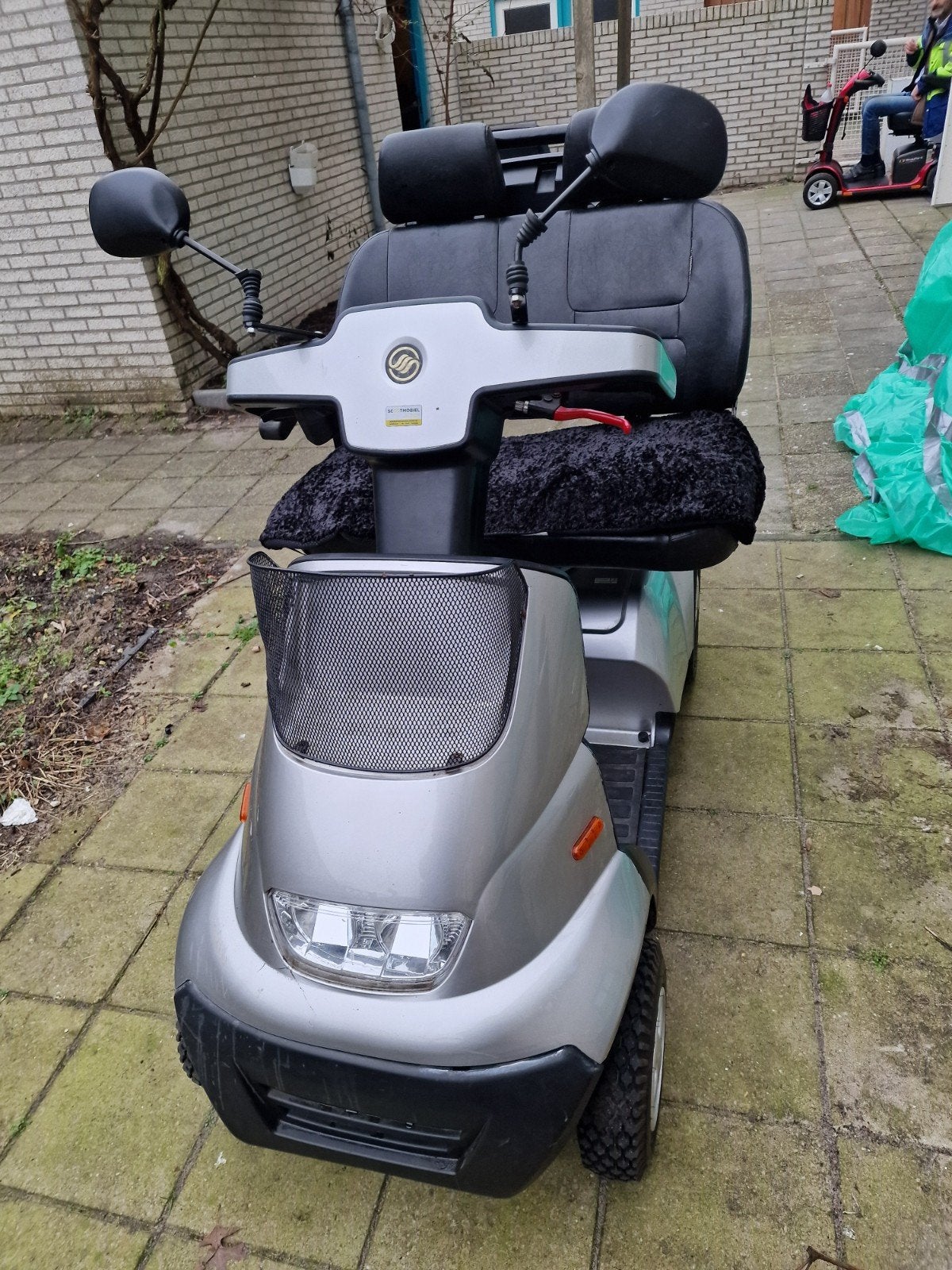 Breeze S4
Nieûuwprijs, €9180, 00
Vraagprijs €1450,00, Nieuw, 16 km/u of meer, 46 km of meer, Ophalen