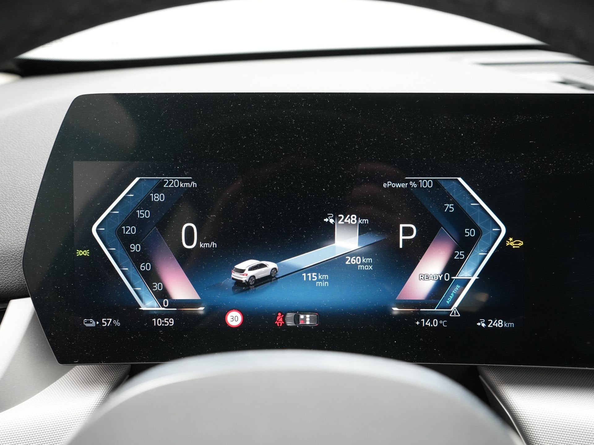 BMW iX1 eDrive20 67 kWh SoH 100% (bj 2025, automaat), Auto's, Dealer onderhouden, Stof, Gebruikt, 750 kg