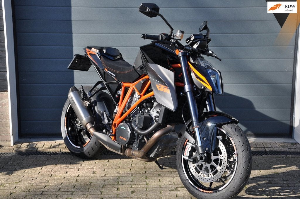 KTM 1290 SuperDuke R Akrapovic, Nederlandse motor, Motoren, Motoren | KTM, Bedrijf, 1301 cc, Info@witteveenmotoren.nl, Witteveen Motoren BV