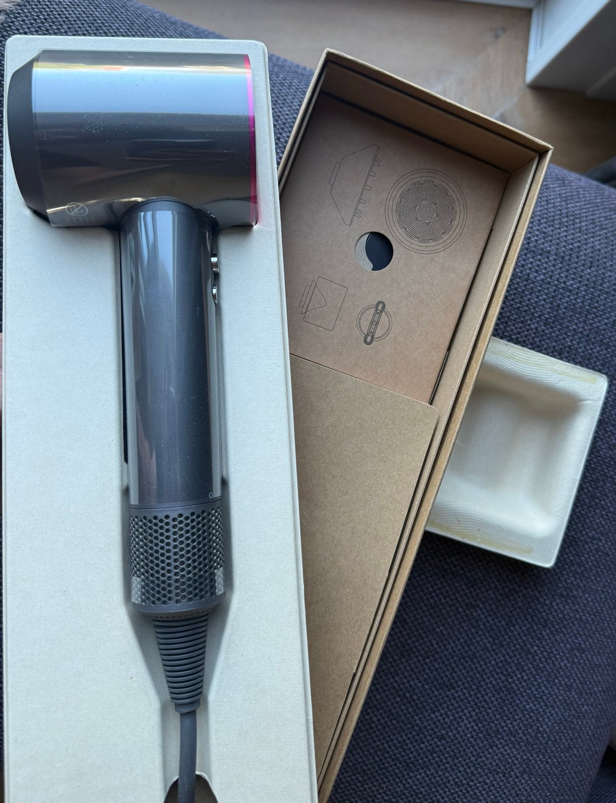Dyson Supersonic Föhn - Gloednieuw!, Ophalen of Verzenden, Nieuw, Föhn of Haardroger
