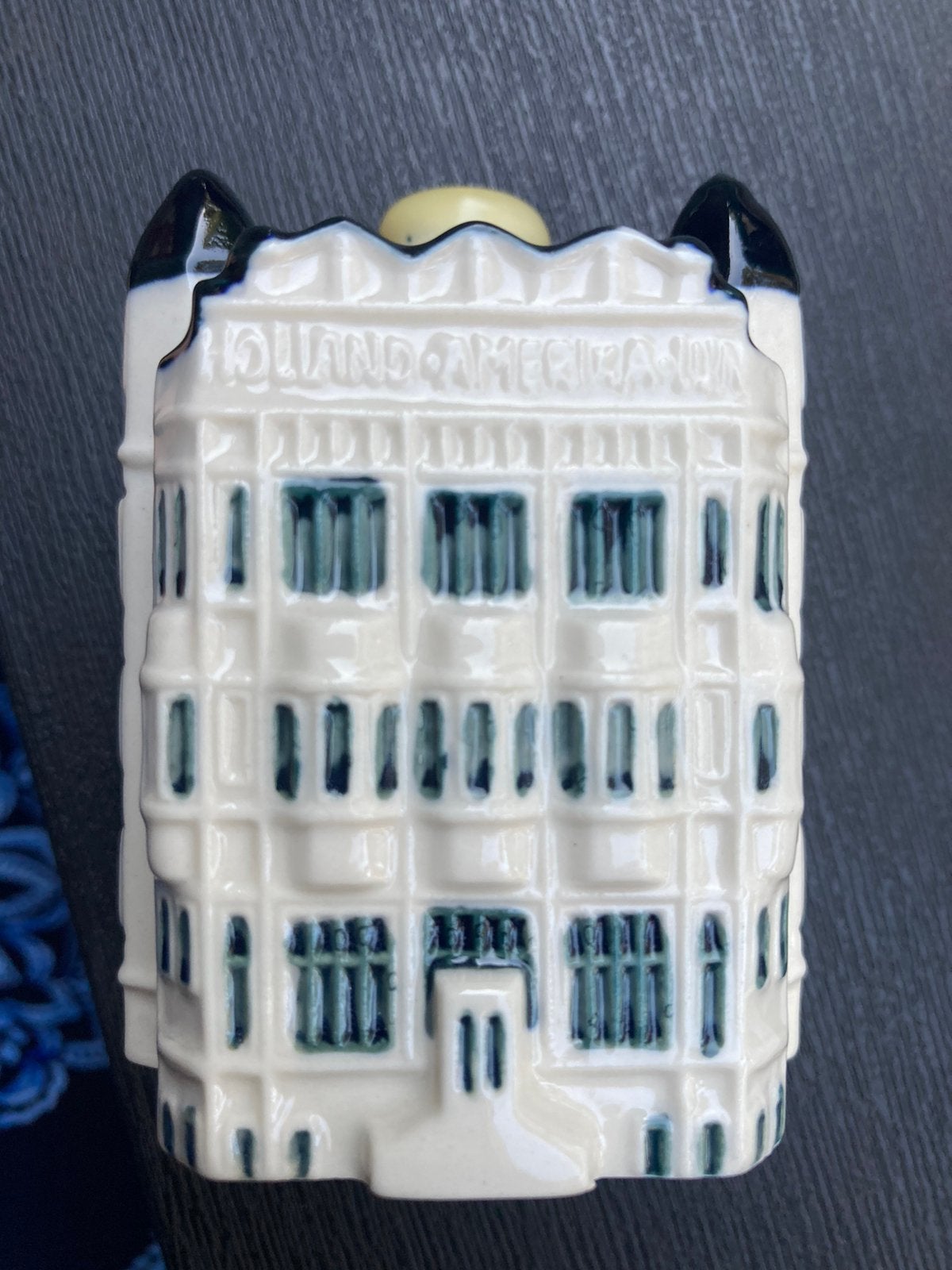 Klm huisje 97  hotel New York vol en heel, Verzamelen, KLM Huisjes, Ophalen of Verzenden, Nieuw, 81 t/m 91