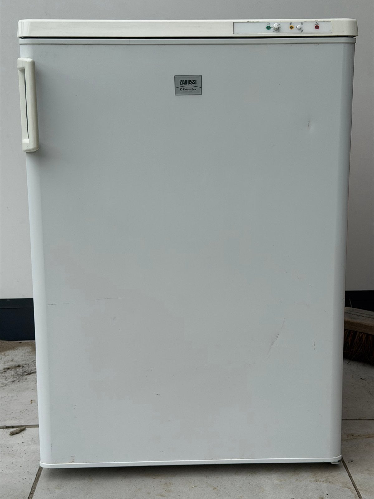 Zanussi vriezer met 4 lades - H85xB60xD50 cm, Gebruikt, Minder dan 60 cm, Vrijstaand, Ophalen