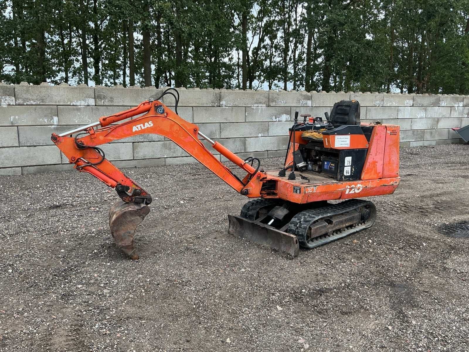 1990 Atlas 120 Minigraafmachine, Zakelijke goederen, Graafmachine