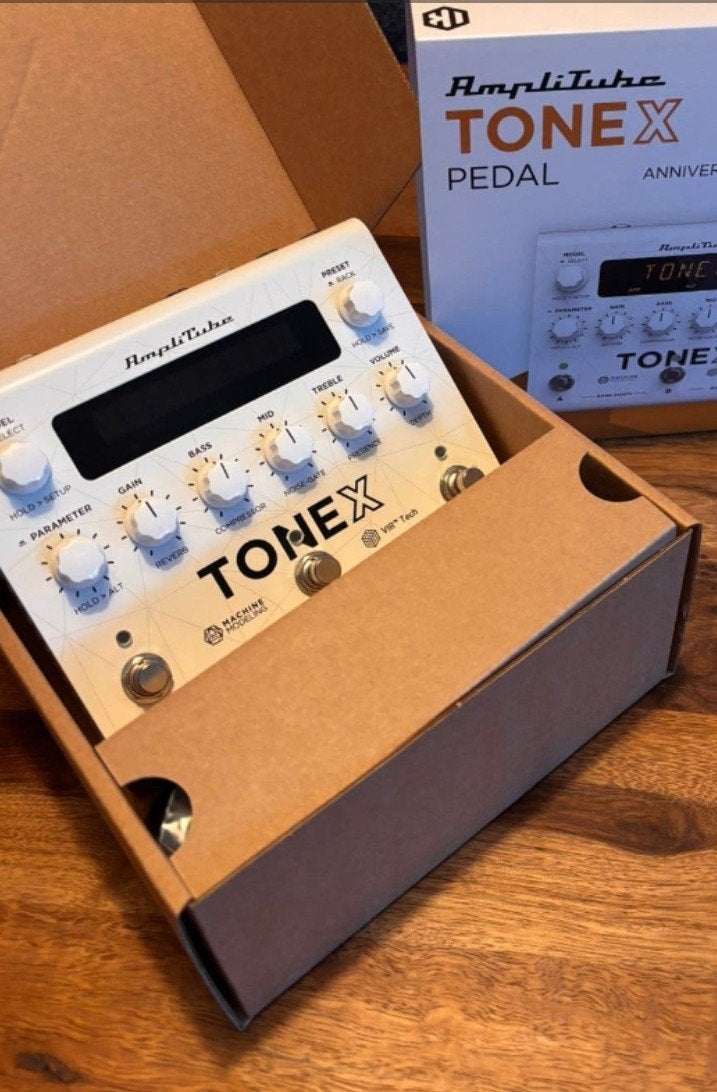 TONEX Pedal – Anniversary Limited Edition (White)als nieuw!, Ophalen of Verzenden, Zo goed als nieuw, Delay of Echo