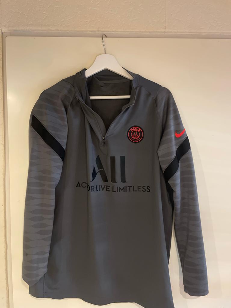 Psg trainingspak maat m/l, Ophalen of Verzenden, Gedragen, Maat 52/54 (L), Voetbal