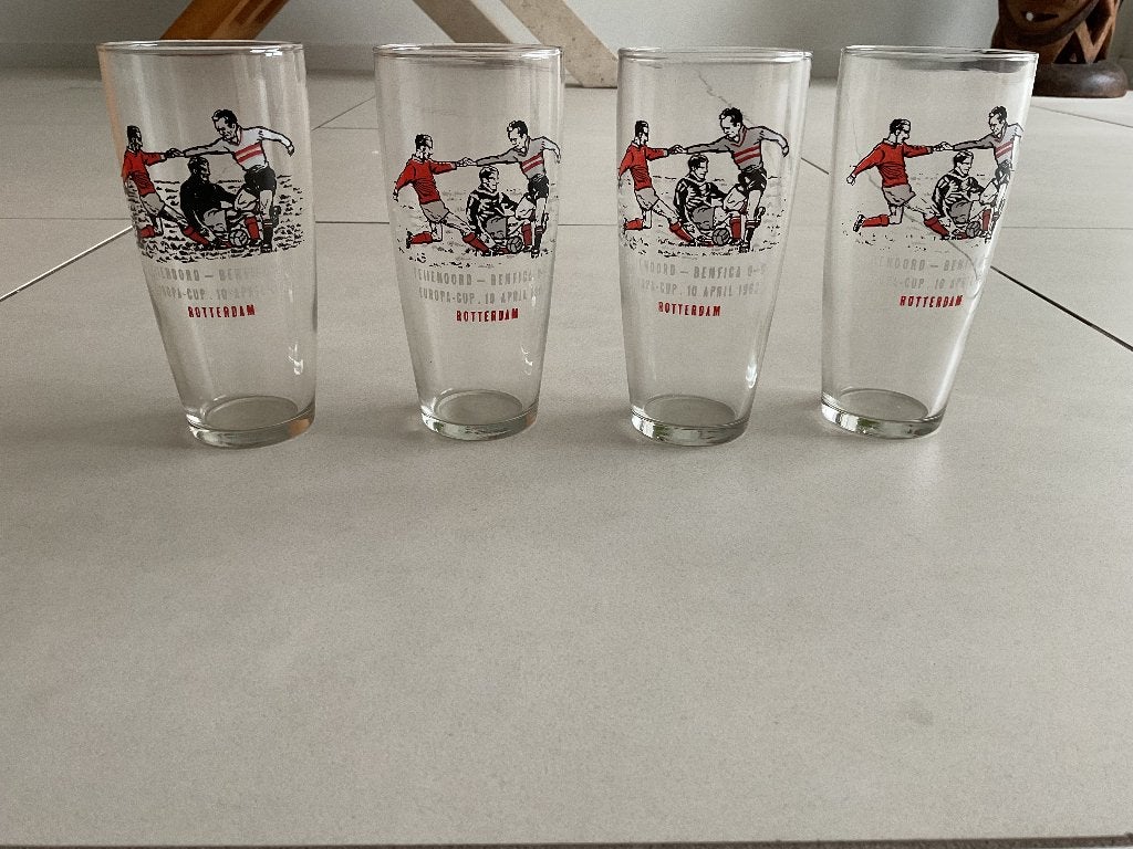 Feyenoord glazen, Ophalen, Zo goed als nieuw, Bierglas