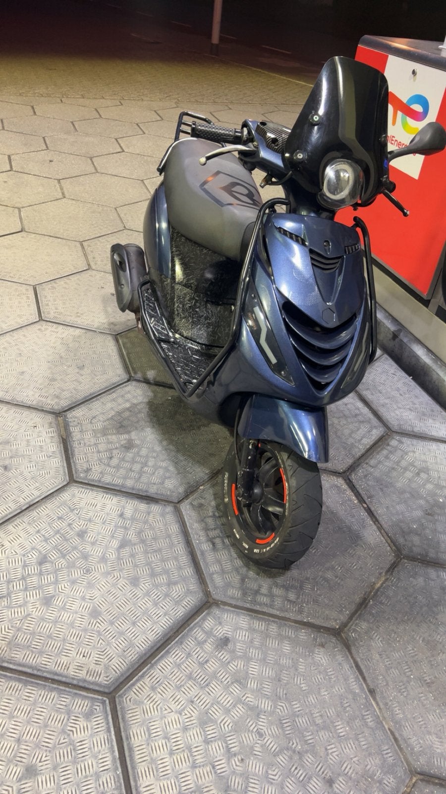 Zip 80cc full option, Ophalen, Zo goed als nieuw, Benzine, Zip