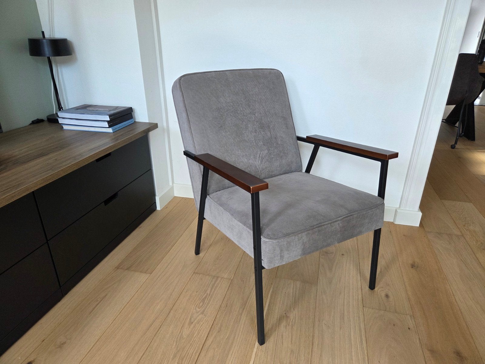 Woood grijze fauteuil leesstoel stoel zitstoel, Ophalen, Zo goed als nieuw, Stof, Modern, Industrieel