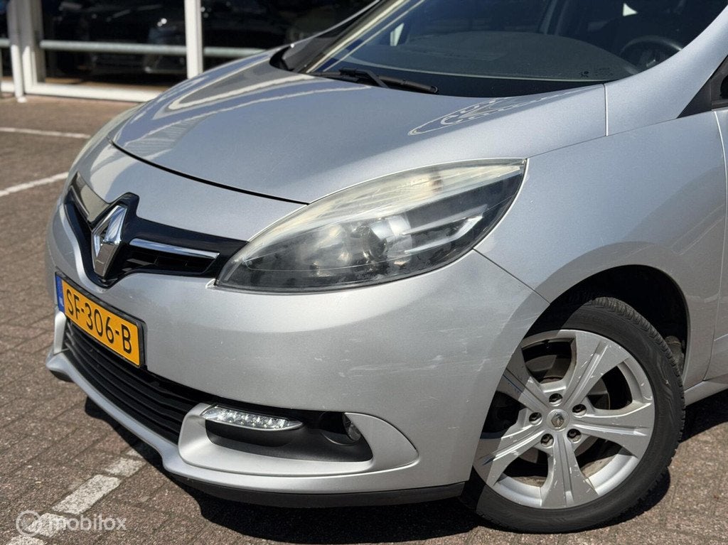 Renault Grand Scenic 1.5 dCi Bose 7Persoon|Automaat|Navi|Cli, Auto's, Renault, Euro 5, Gebruikt, 4 cilinders, 7 stoelen