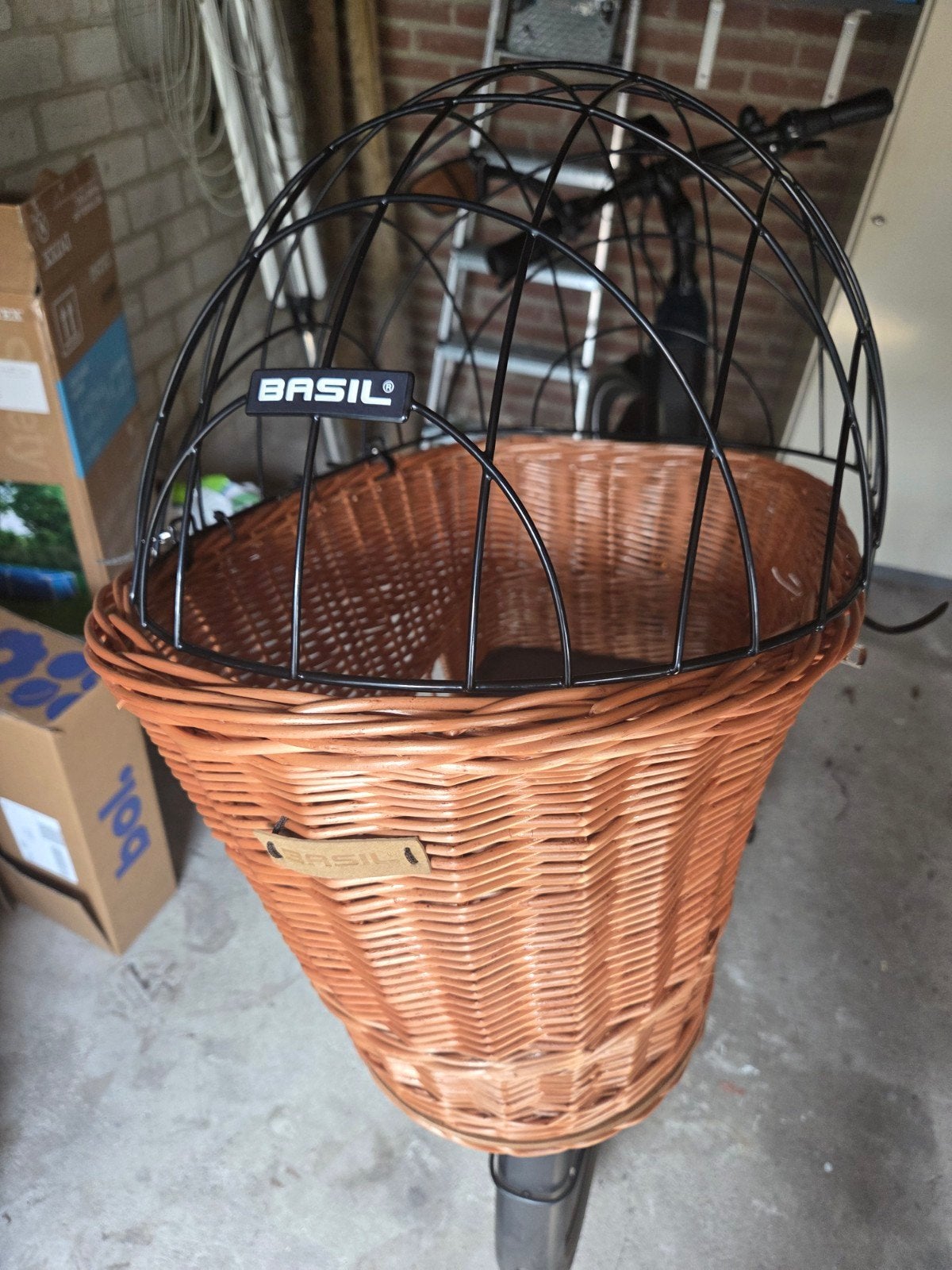 Basil fietsmand met tralies XL (tot 13 kg) - Nieuw, Ophalen, Nieuw, Fietsmand, Basil