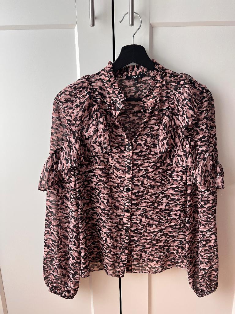Nikkie blouse zwart/ roze- Maat 34, Verzenden, Zo goed als nieuw, Nikkie, Roze
