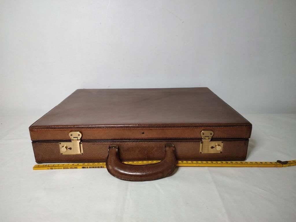 K644 VINTAGE lederen kantoorkoffer / attachekoffer / college, Gebruikt, Bruin, Overige typen, Onbekend