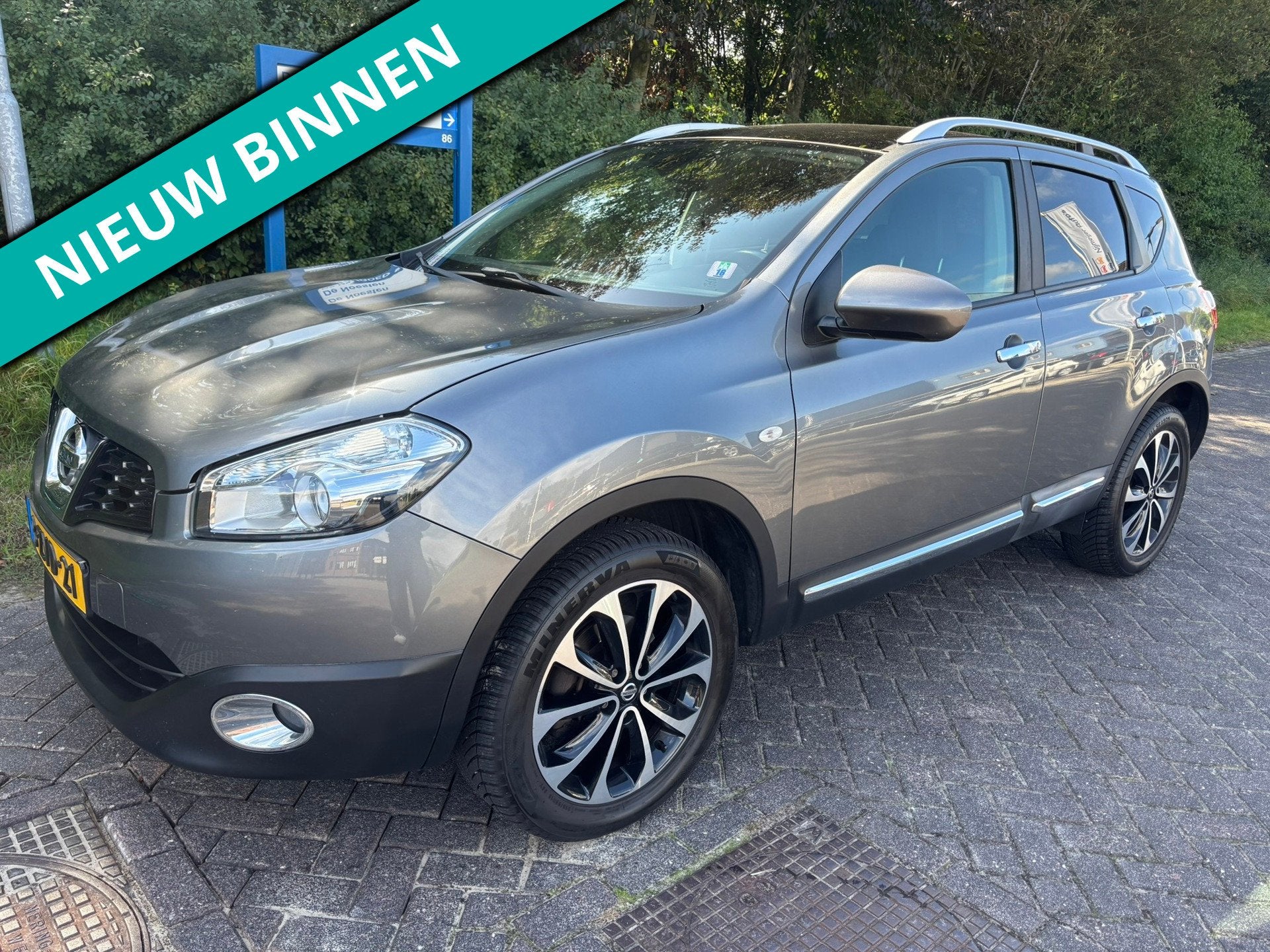 Nissan Qashqai 2.0 Connect Edition | Automaat | Pano | Stoel, Gebruikt, 4 cilinders, Qashqai, 1275 kg