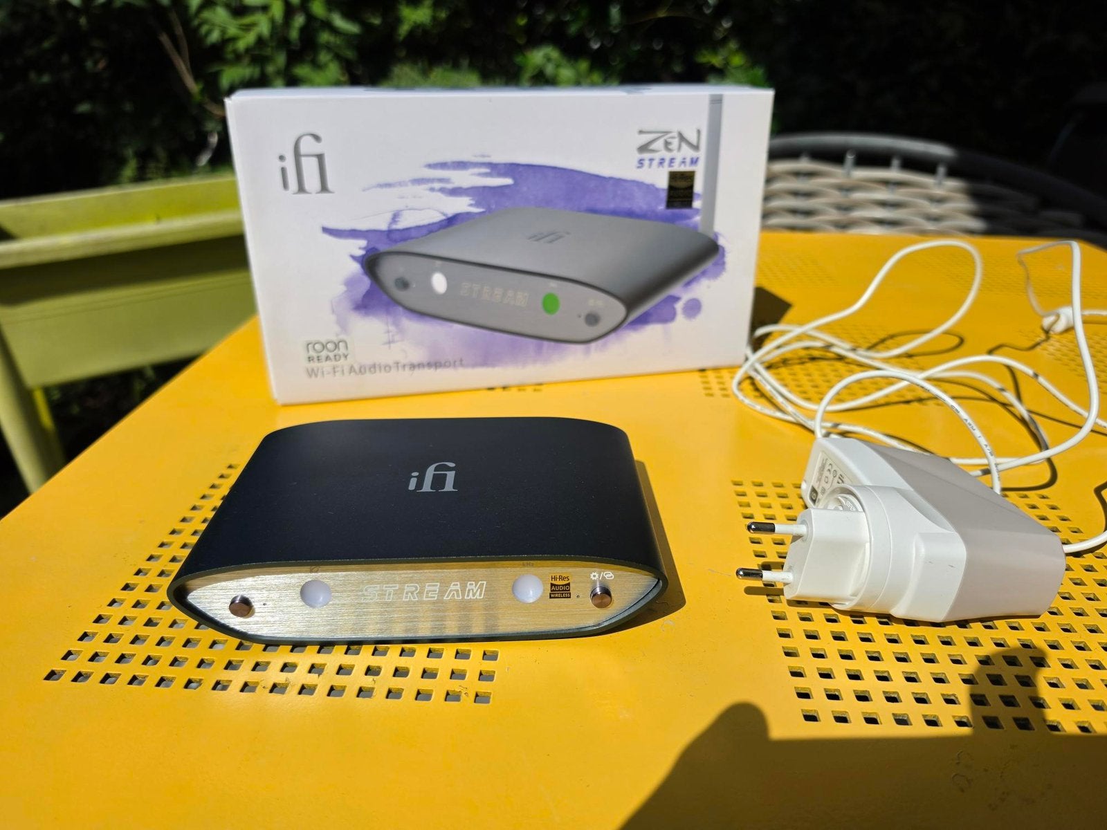 ifi Zen Stream, Ophalen of Verzenden, Zo goed als nieuw
