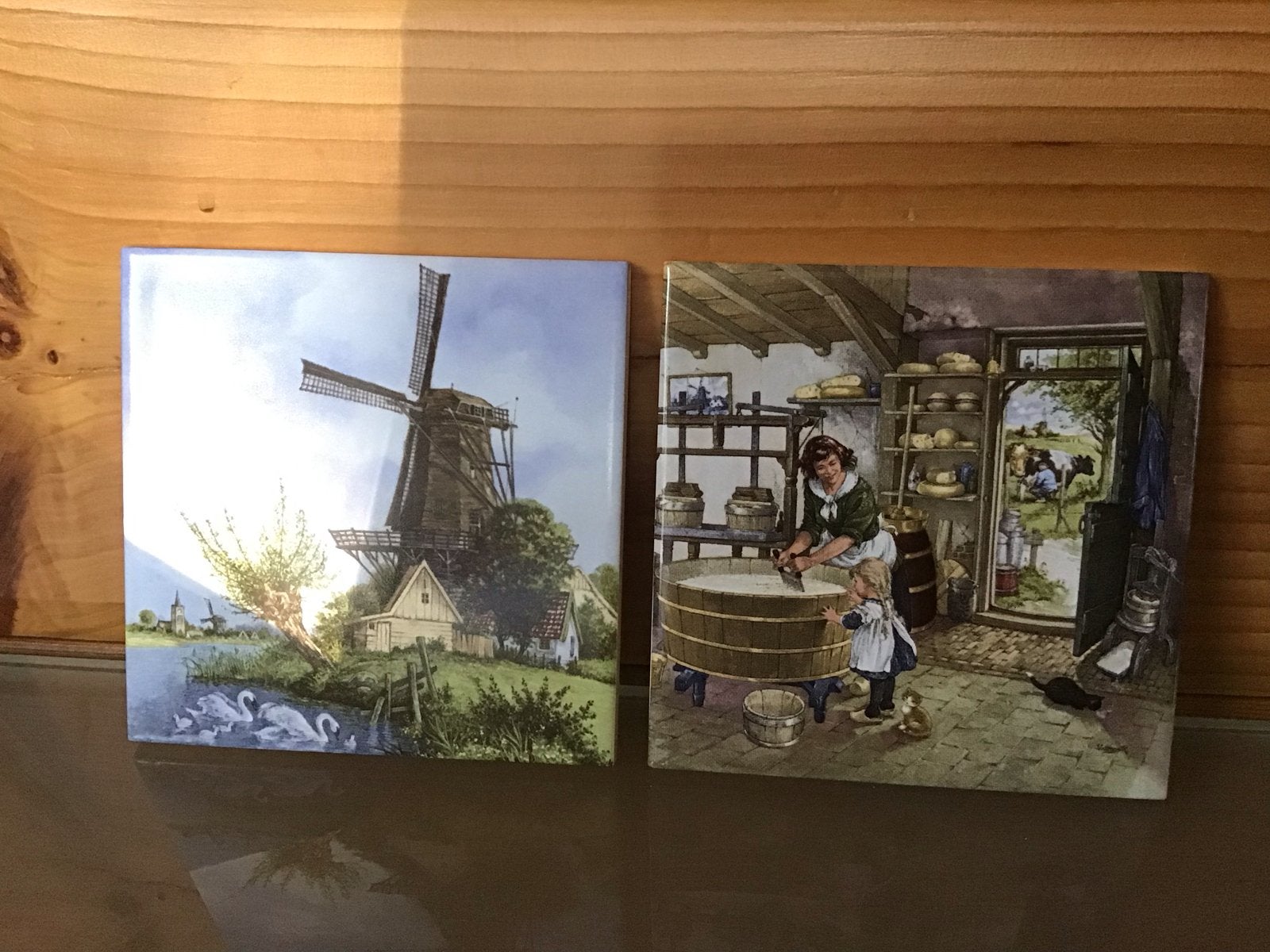 Set van 2 Hollandse decoratieve tegels, Ophalen