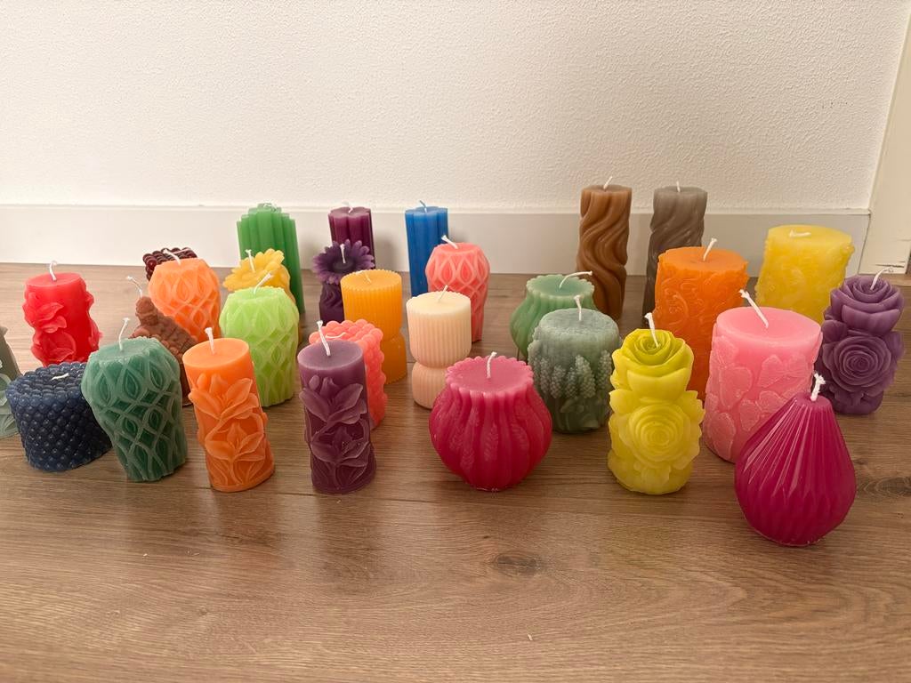Zelfgemaakte kaarsen in diverse vormen en kleuren, Ophalen, Nieuw, Overige materialen, Kaars