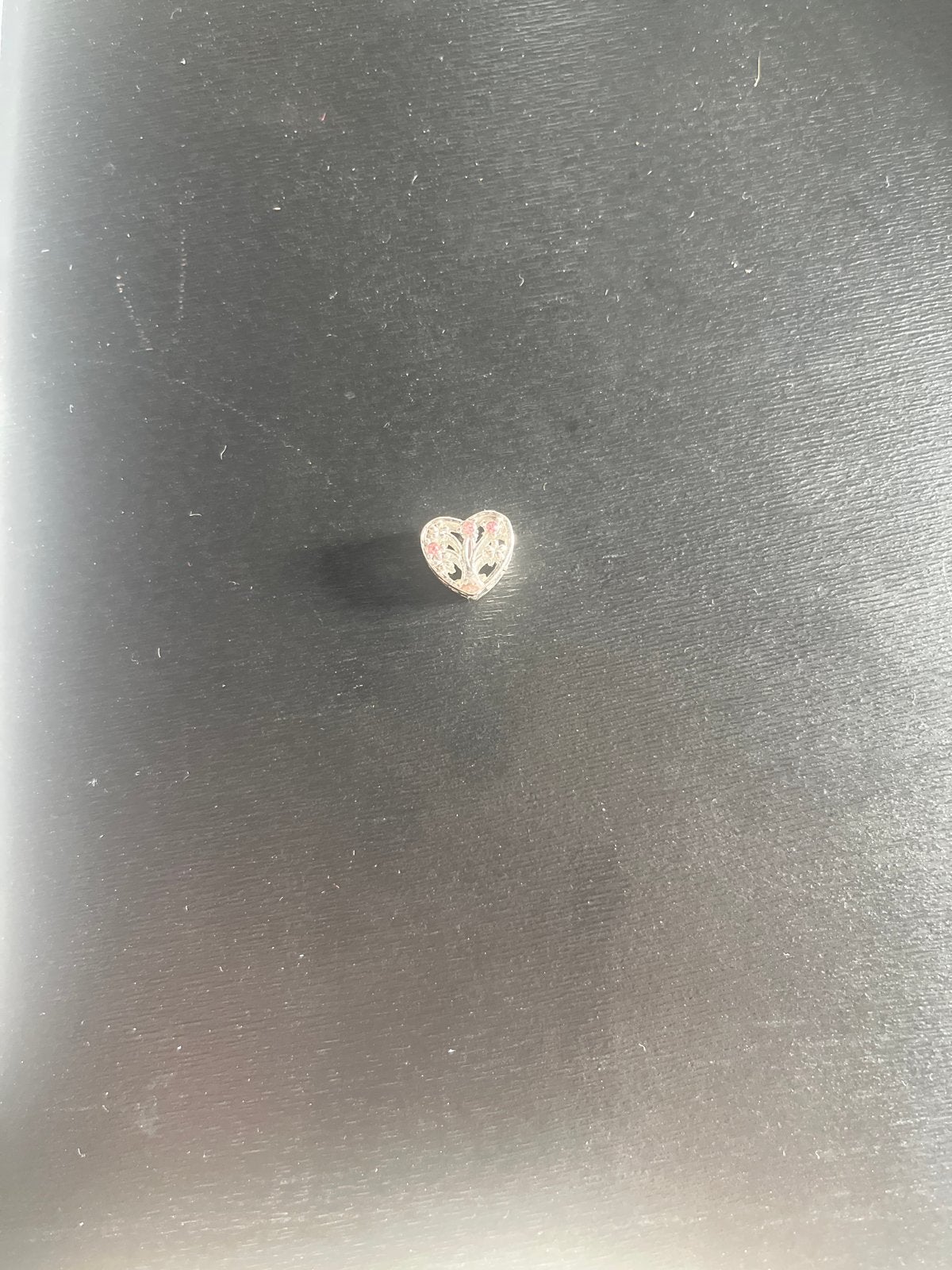 Familyboom bedel hartje met strass, Overige merken, Overige materialen, Ophalen of Verzenden, Zo goed als nieuw