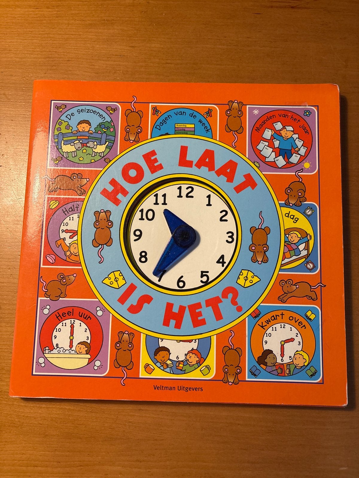 Hoe laat is het? Leerklok boek met uitneembare blokjes, Boeken, Kinderboeken | Baby's en Peuters, Gelezen, 2 tot 3 jaar, Uitklap-, Voel- of Ontdekboek