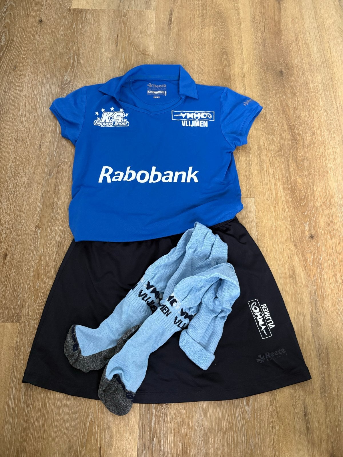 Hockeytenue VMHC Vlijmen rokje S shirt XS, Ophalen of Verzenden, Zo goed als nieuw, Kleding