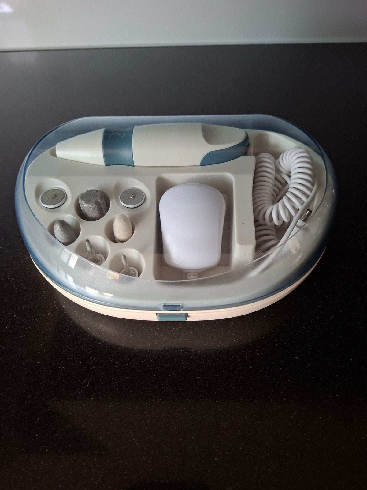 Globaltronics GT-4008 - manicure/pedicureset, Witgoed en Apparatuur, Persoonlijke-verzorgingsapparatuur, Ophalen of Verzenden