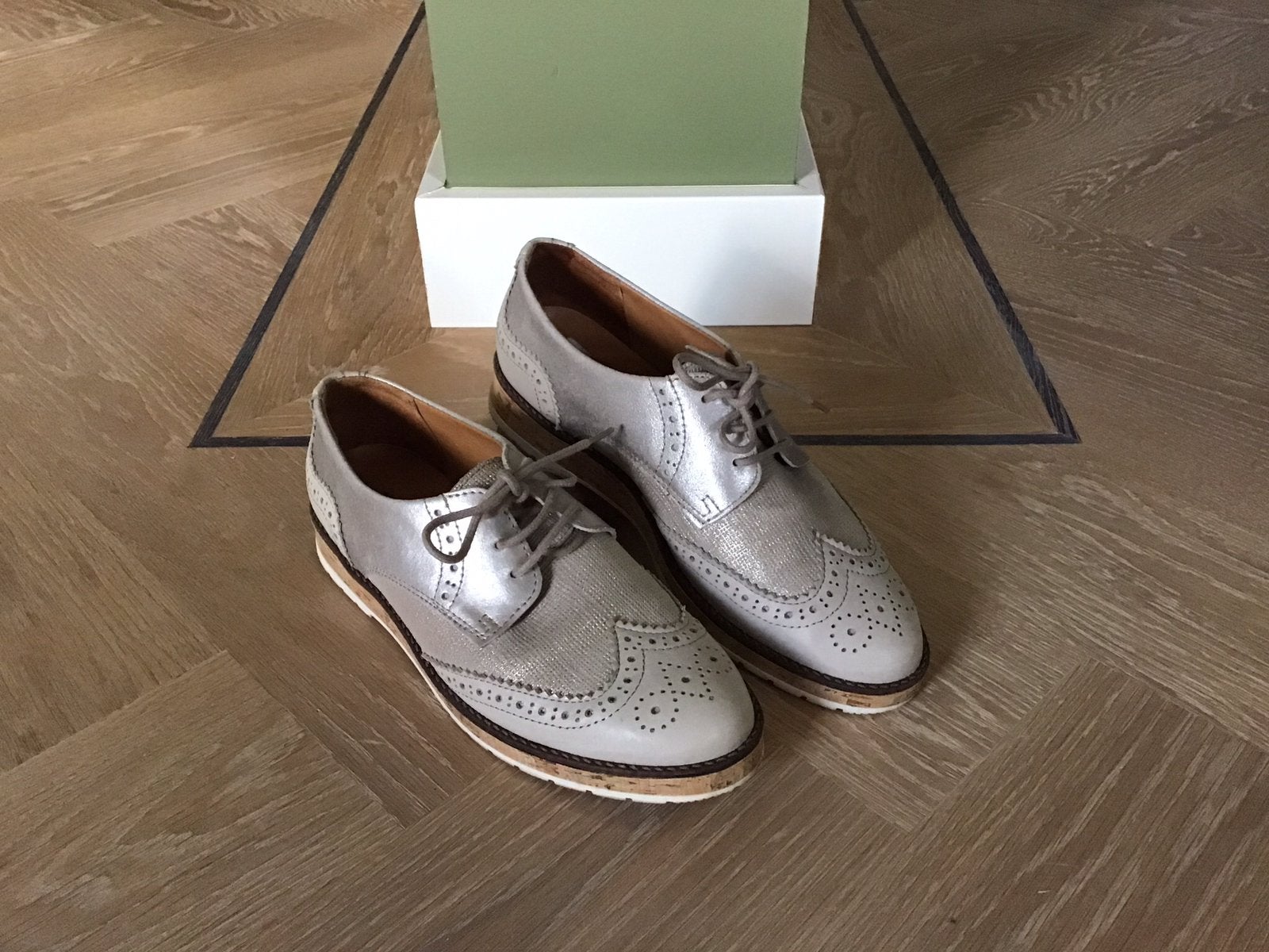 Greenway Leren Veterschoen Dames Goudkleur Maat 40, Overige kleuren, Overige typen, Ophalen of Verzenden, Zo goed als nieuw