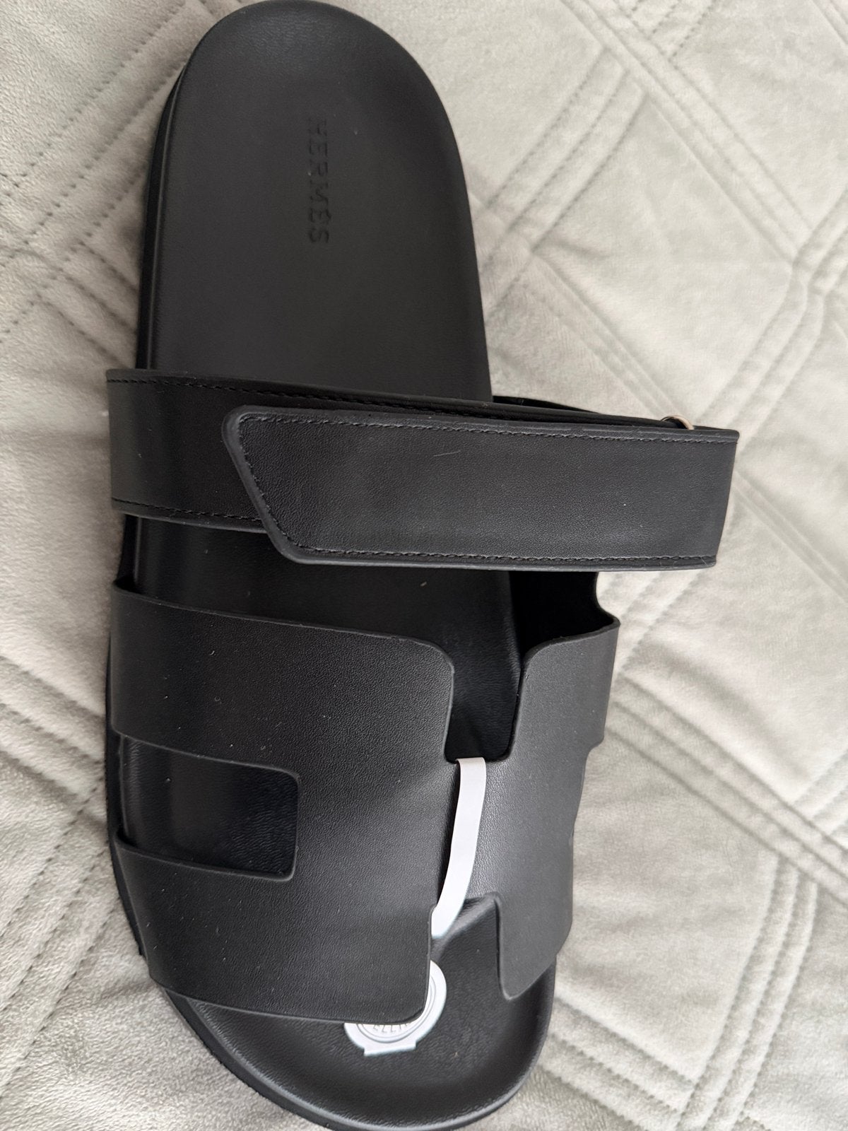 Hermes Slippers Zwart Maat 45 - Nieuw, Ophalen of Verzenden, Nieuw, Zwart, Slippers