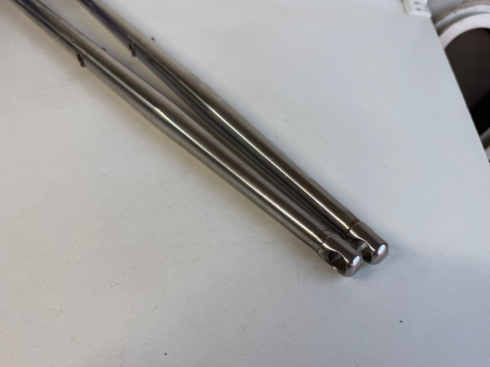 2 x RVS scepter 70 cm met scepterpot, Ophalen of Verzenden, Gebruikt, Overige typen