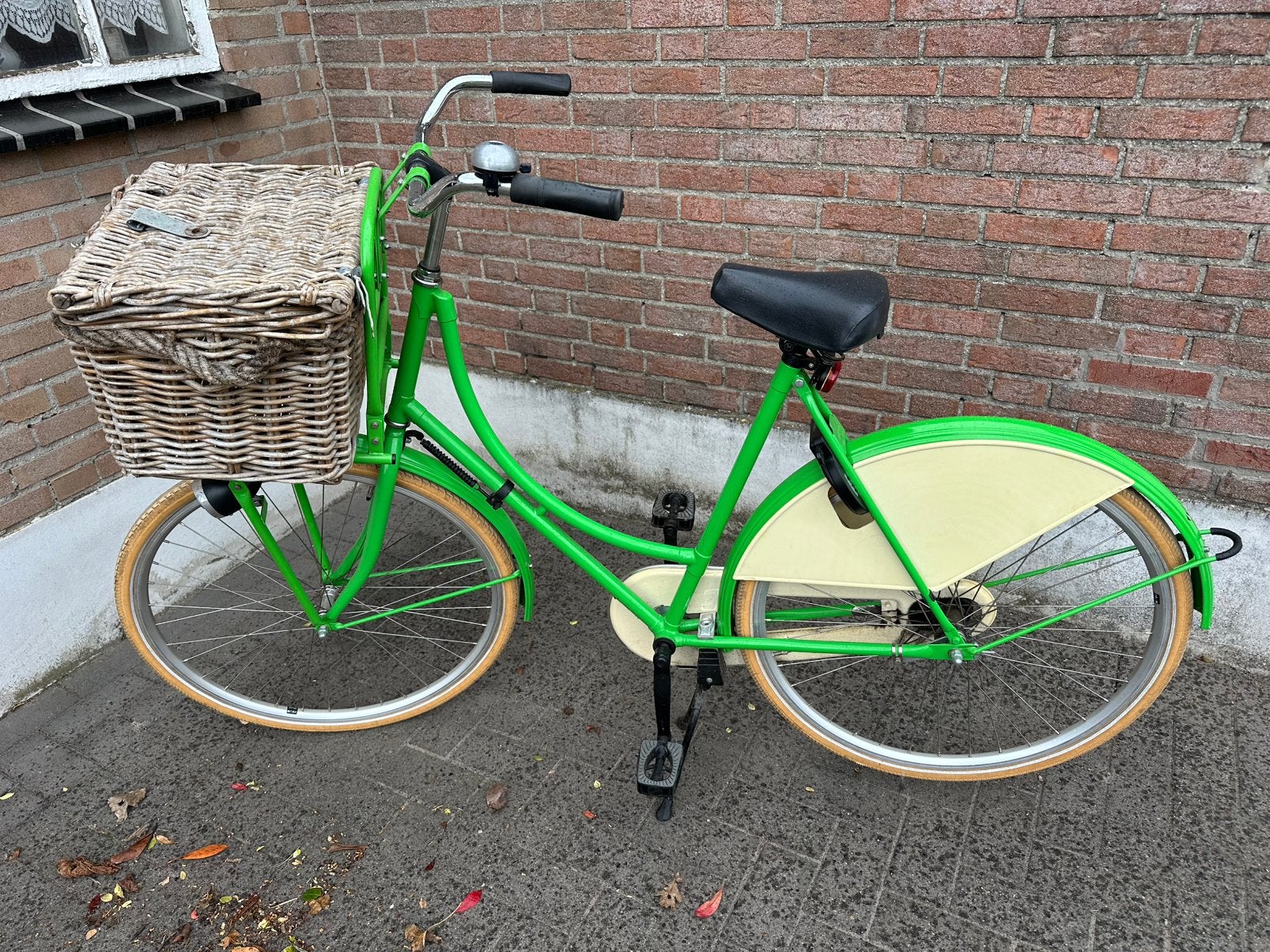 Damesfiets incl mand, 53 tot 56 cm, Ophalen, Gebruikt, Terugtraprem
