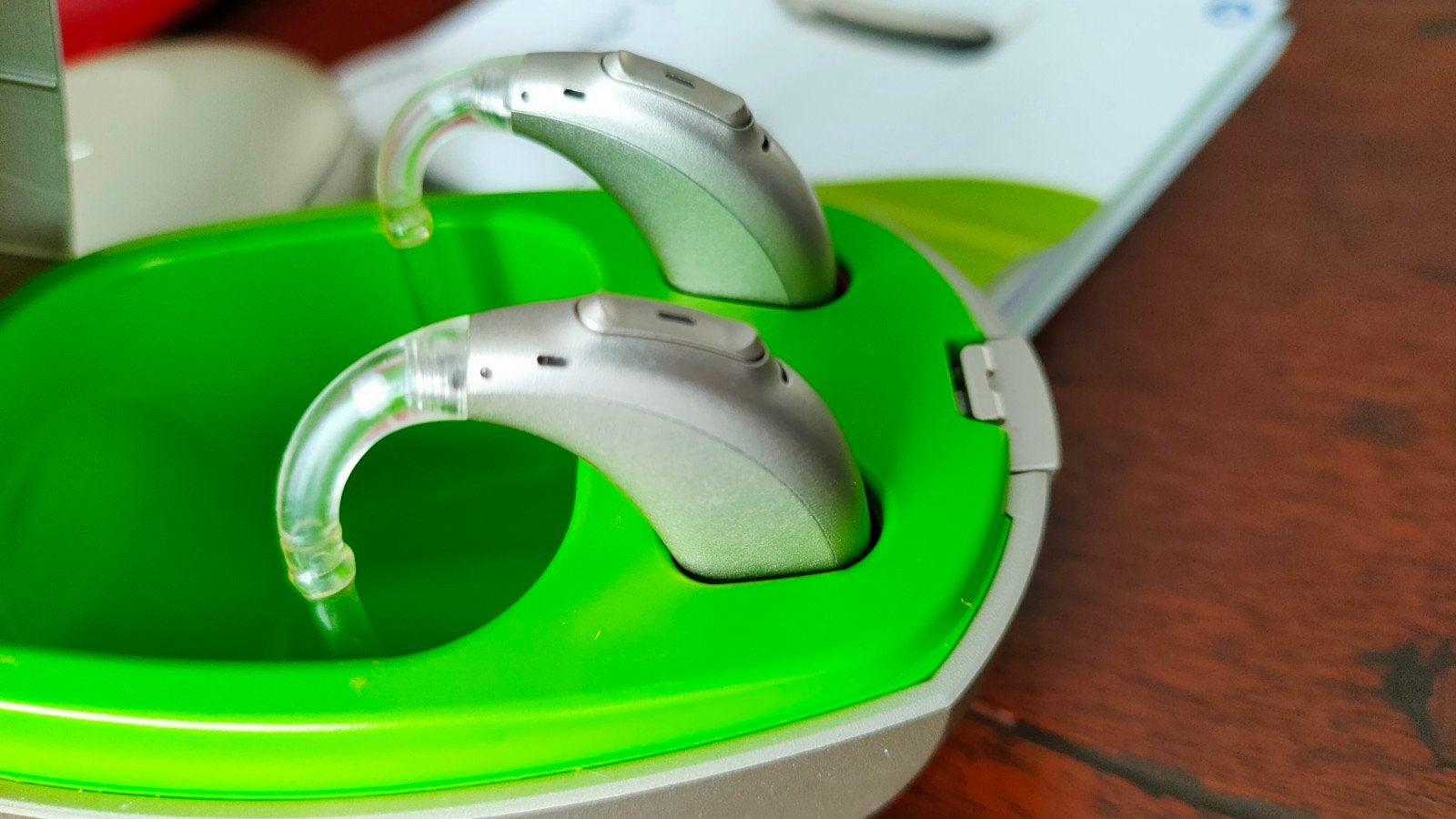 Gehoorapparaat Phonak Naida + tv connector, Ophalen of Verzenden