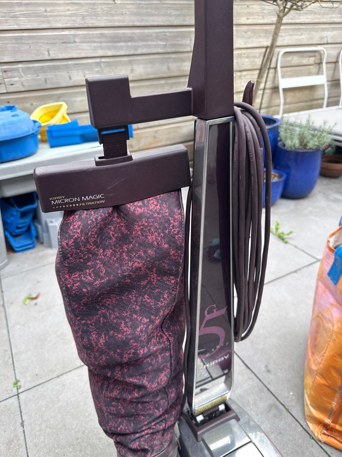 Kirby G5 Stofzuiger met accessoires en handleiding, Gebruikt, Sledestofzuiger, Ophalen, Stofzak