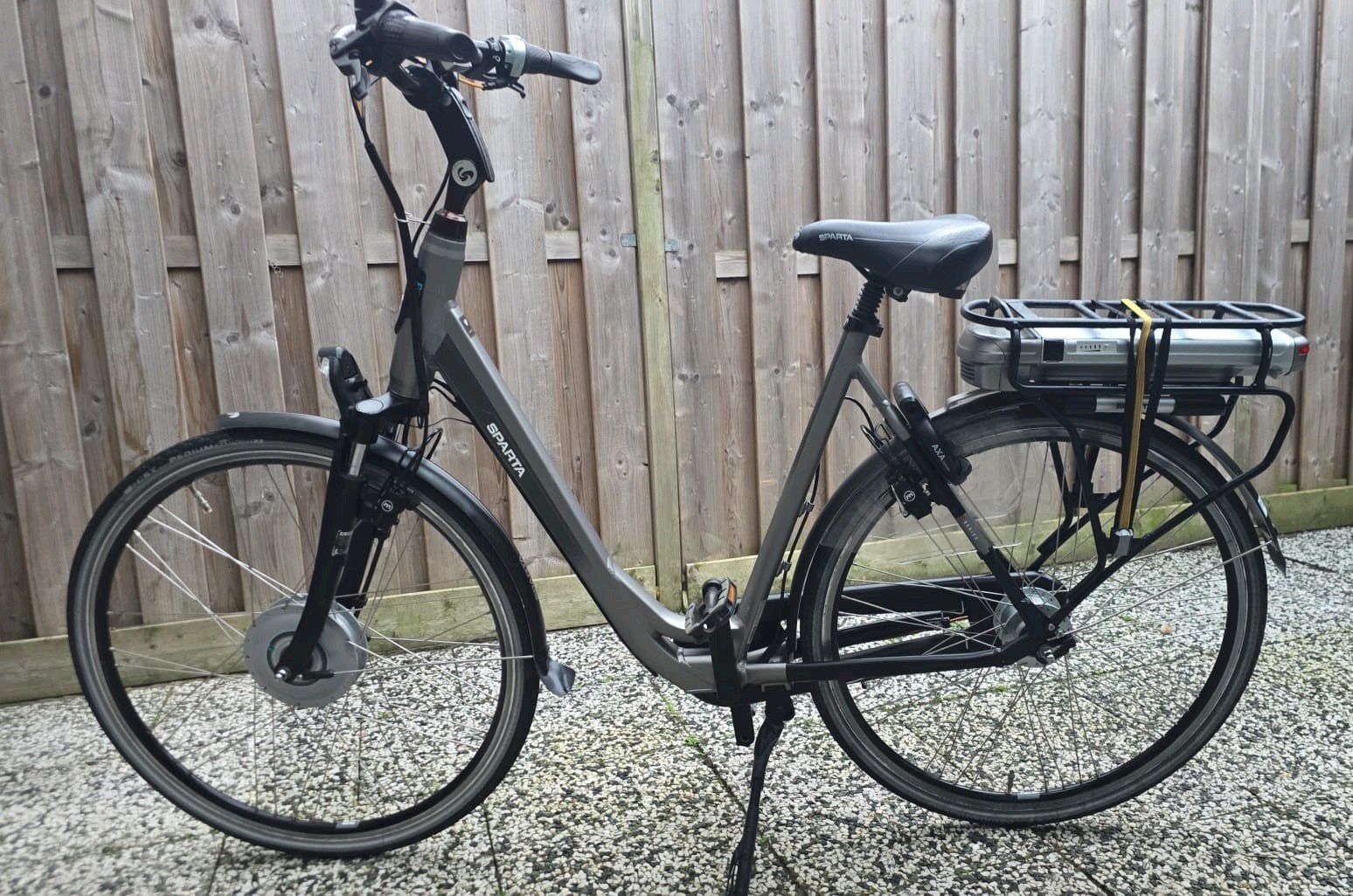 Foto 2 van Hele nette Sparta F8e E-bike met 50km actieradius