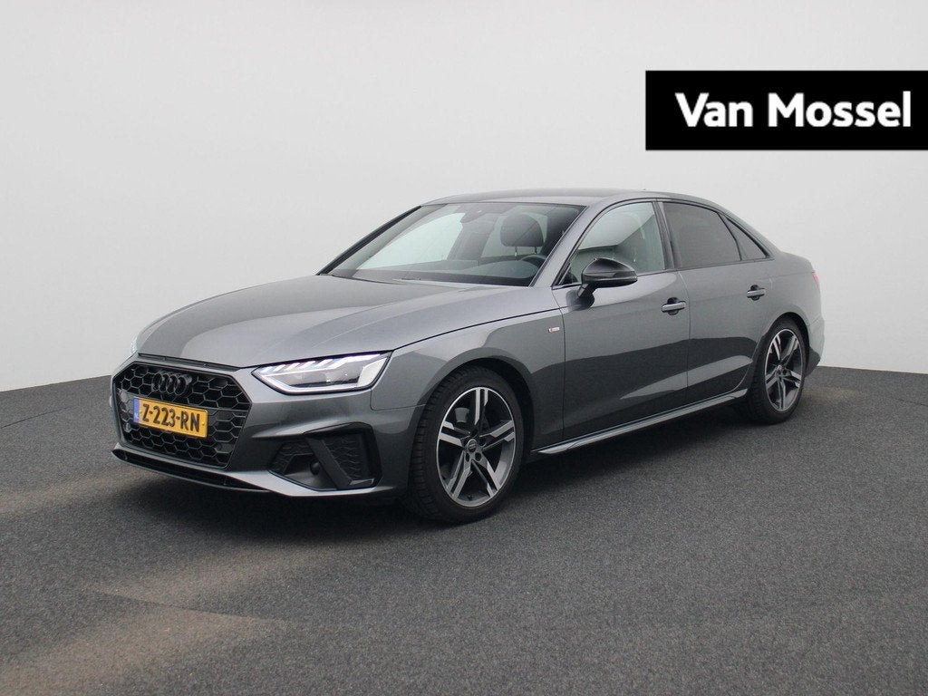 Audi A4 Limousine 35 TFSI S edition Competition l Demo l Cru, 12 maanden, 4 cilinders, Origineel Nederlands, Sedan