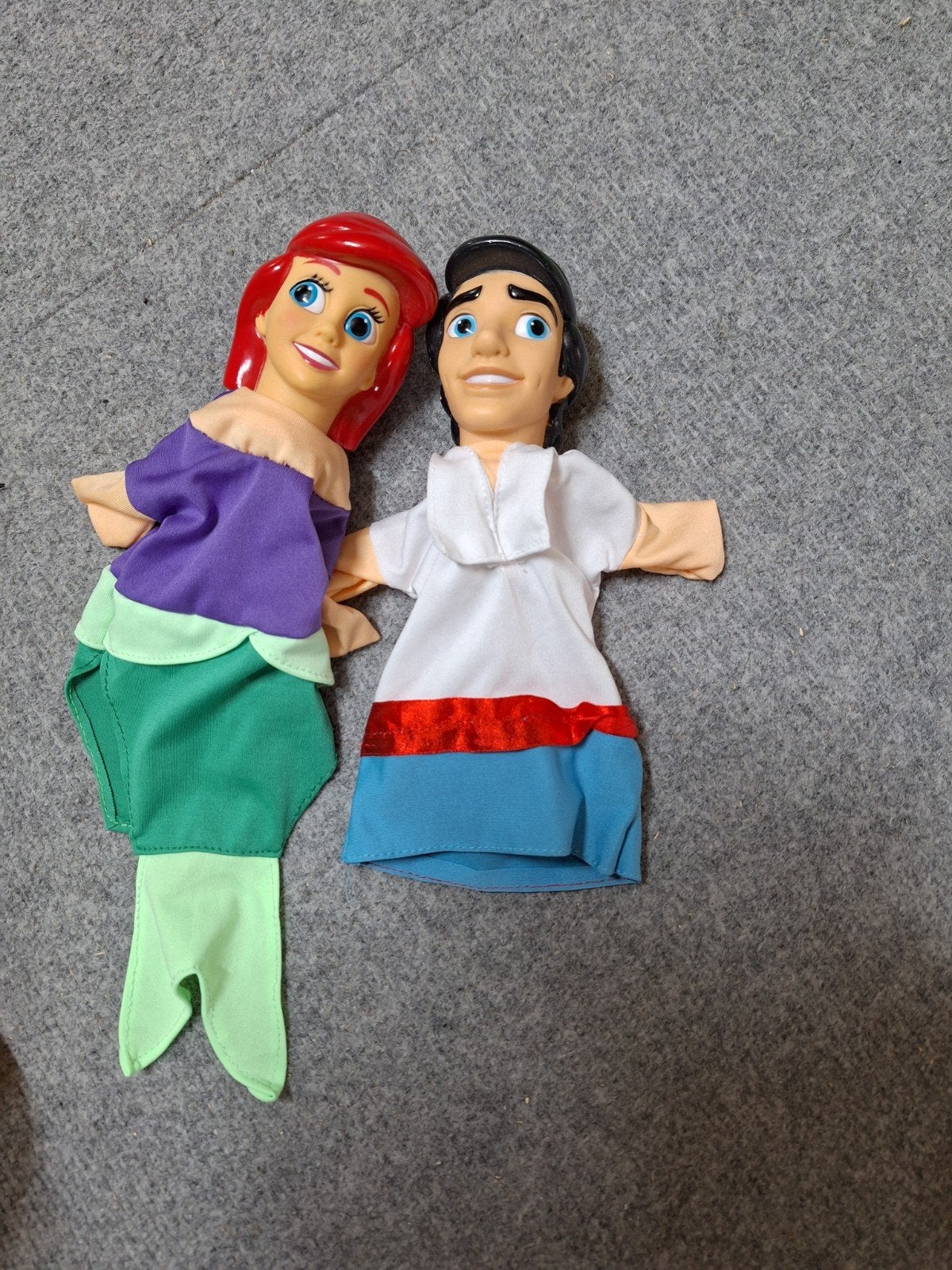Disney De Kleine Zeemeermin handpoppen - Ariel en Eric, Ophalen of Verzenden, Gebruikt, Overige typen