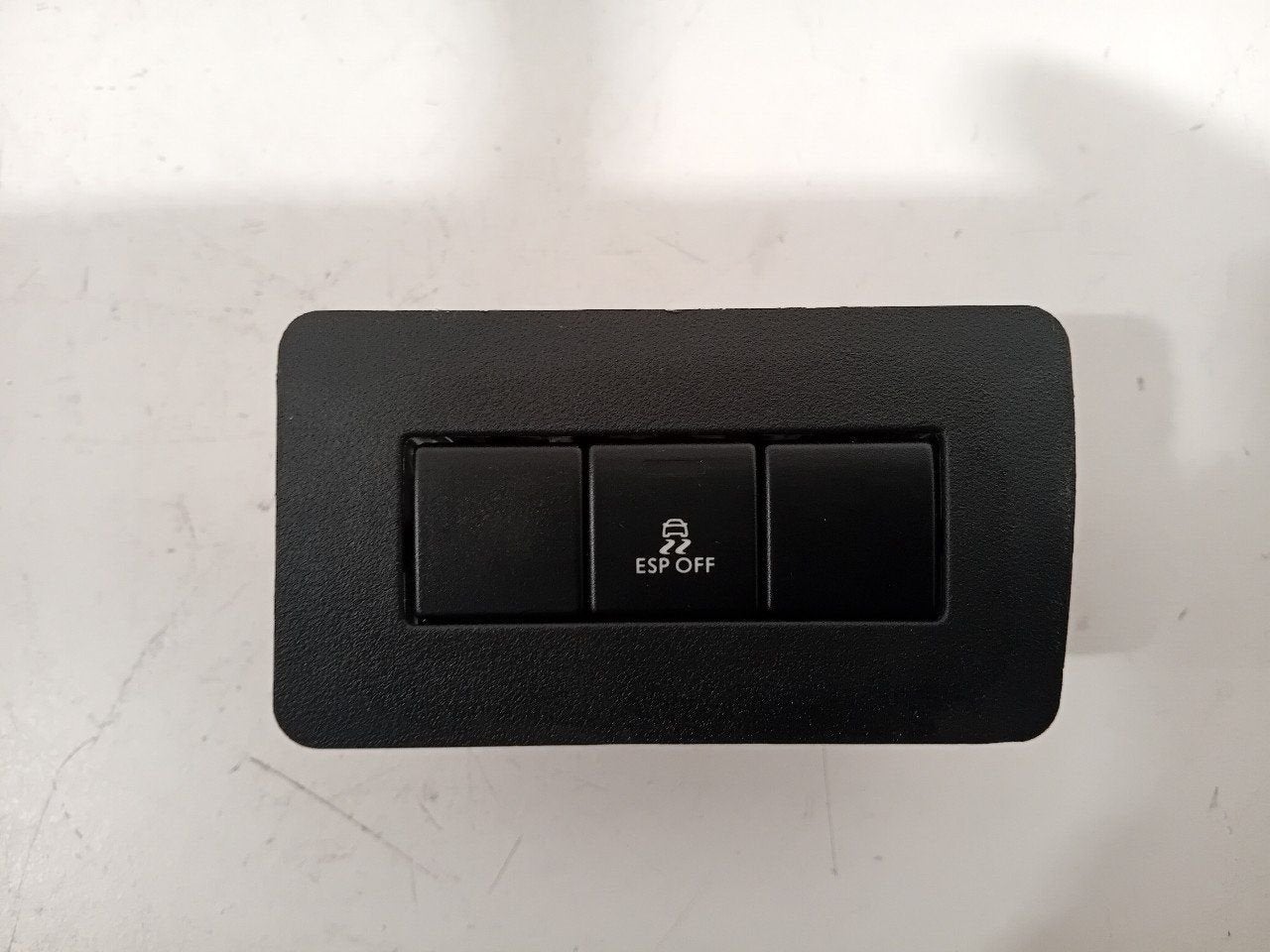 Esp schakelaar Citroën DS3, Onderdelen@venauto.nl, Van der Ven Autorecycling B.V., Gebruikt, Ettenseweg 76, 4706 PB Roosendaal, The Netherlands
