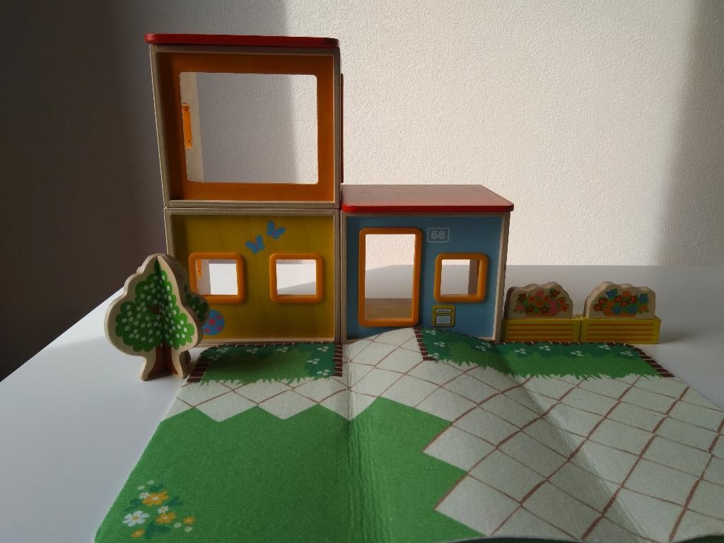 Hape poppenhuis, poppenflat, Ophalen of Verzenden, Zo goed als nieuw, Overige typen