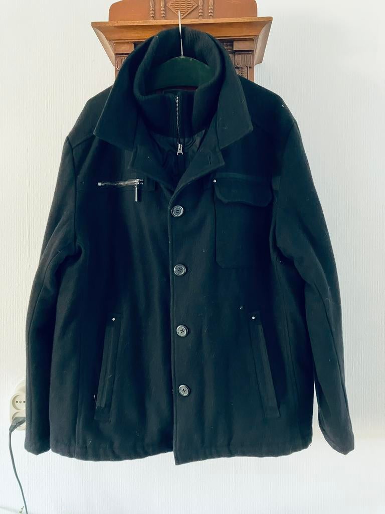 Essentials zwarte wollen winterjas/jopper mt XL izgs, Ophalen of Verzenden, Gedragen, Maat 56/58 (XL), Zwart