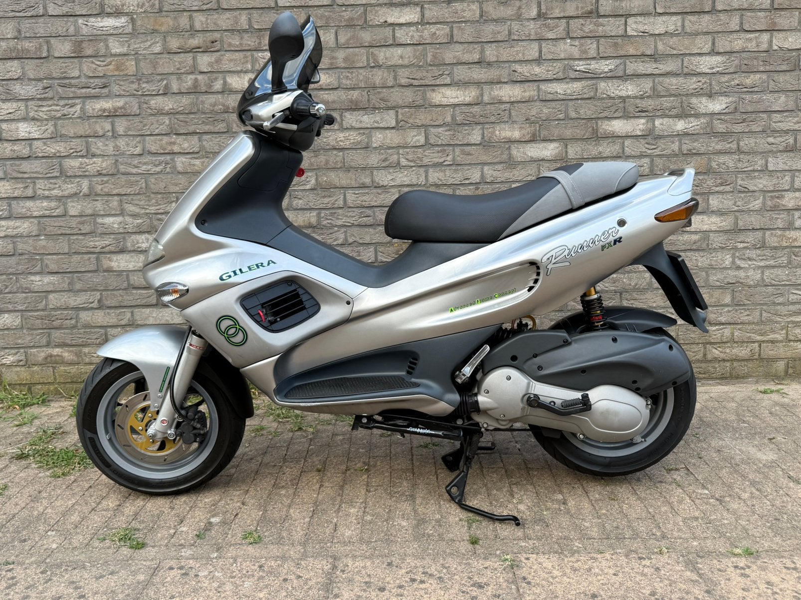 Gilera runner 180cc FXR 1998 nette exemplaar, Fietsen en Brommers, Ophalen of Verzenden, Zo goed als nieuw, Benzine, Overige modellen