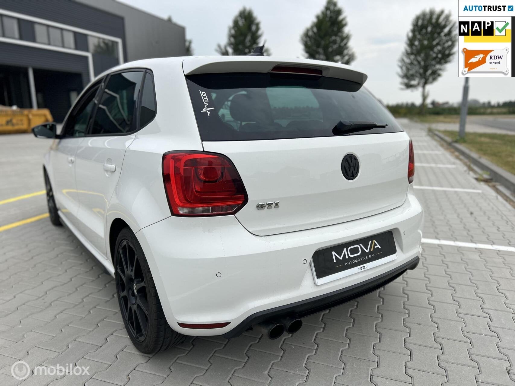 Volkswagen Polo 1.4 TSI GTI|DSG|XENON|CRUISE CONTR|, 1169 kg, 4 cilinders, Wit, Bedrijf